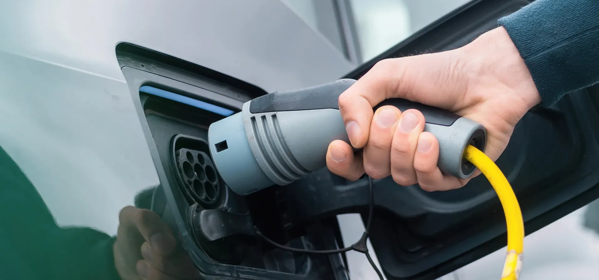 Elektrikli Araç Şarj İstasyonlarında Elektriksel Şebeke ve Topraklamanın Önemi